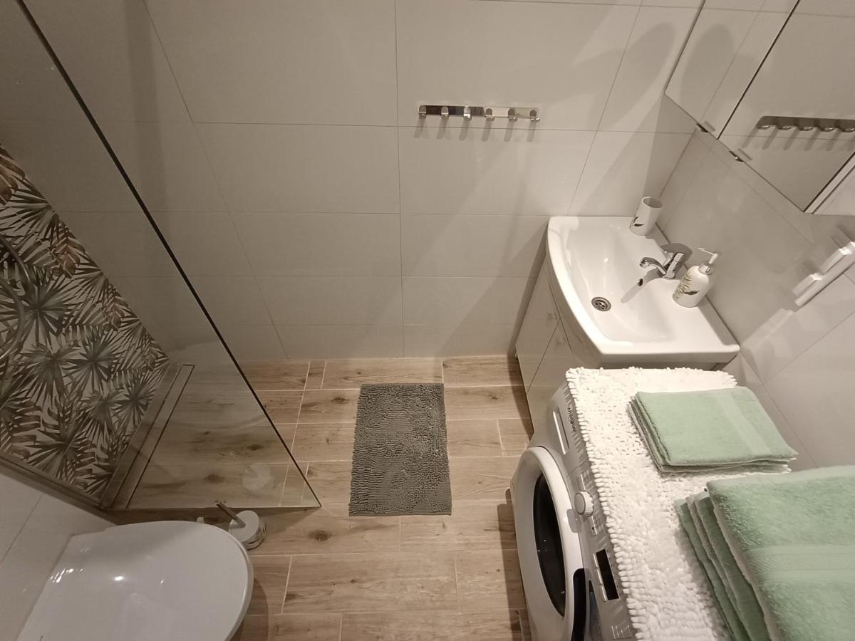 טרנובסקי גאורי Szmaragdowy Apartament Przy Ulicy Opolskiej מראה חיצוני תמונה