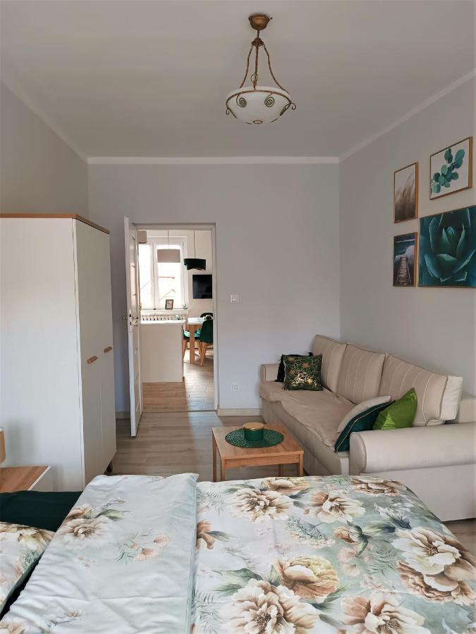 טרנובסקי גאורי Szmaragdowy Apartament Przy Ulicy Opolskiej מראה חיצוני תמונה